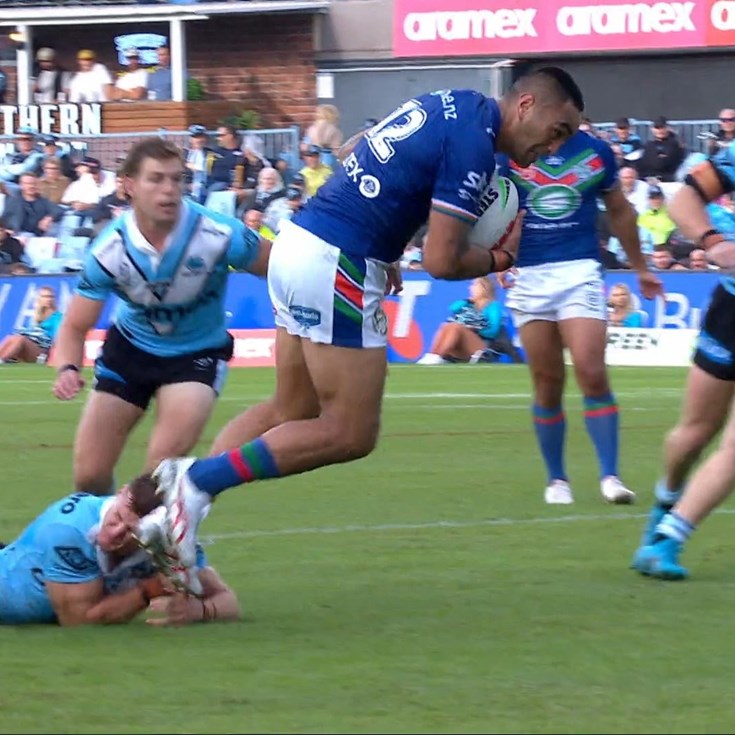 Niukore unstoppable off Johnson with a strike-back try