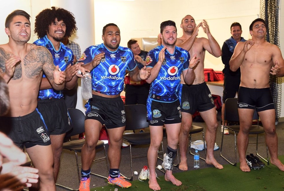 Team song time after the Vodafone Warriors' first win at Eden Park last Saturday. Image | www.photosport.co.nz