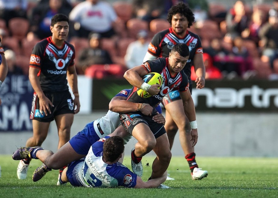 Vodafone Junior Warriors winger Paul Ulberg picked up another double in today's NYC clash against the Bulldogs. Image | www.photosport.co.nz