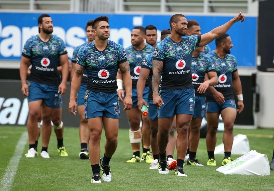 Warriors  players react to the close loss to the Sharks in the quarter final on Day 2 of the NRL Auckland Nines Rugby League Tournament, Eden Park, Auckland, New Zealand. Sunday 1st February 2015. Copyright Photo: Peter Meecham /www.Photosport.co.nz.