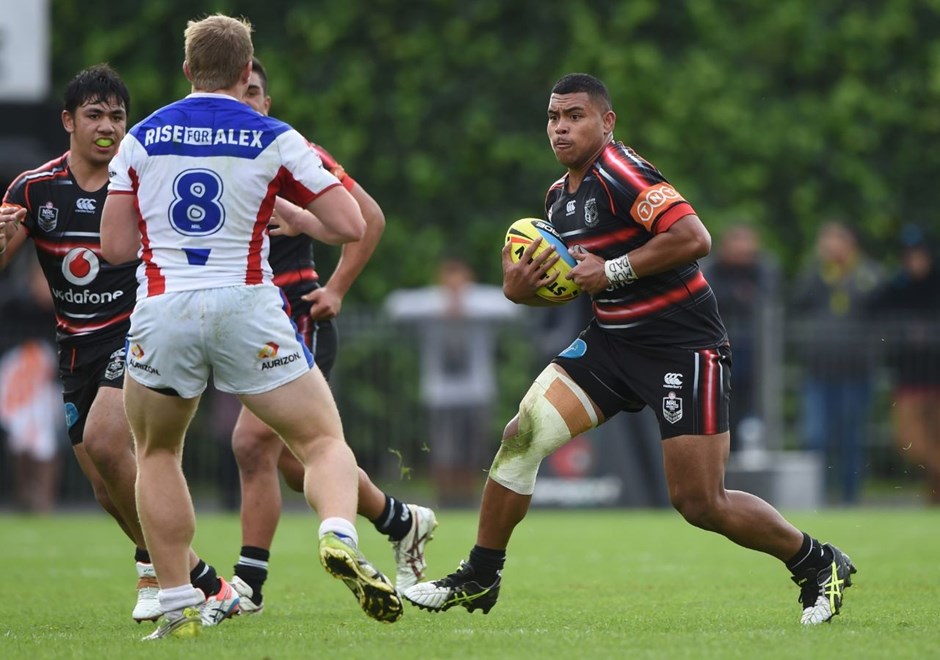 Amoni Tufui during the Junior Warriors v Junior Knights match. NYC Holden Cup U20s Rugby League. Mt Smart Stadium, Auckland. New Zealand. Anzac Day, Sunday 31 May 2015. Copyright Photo: Andrew Cornaga / www.Photosport.co.nz