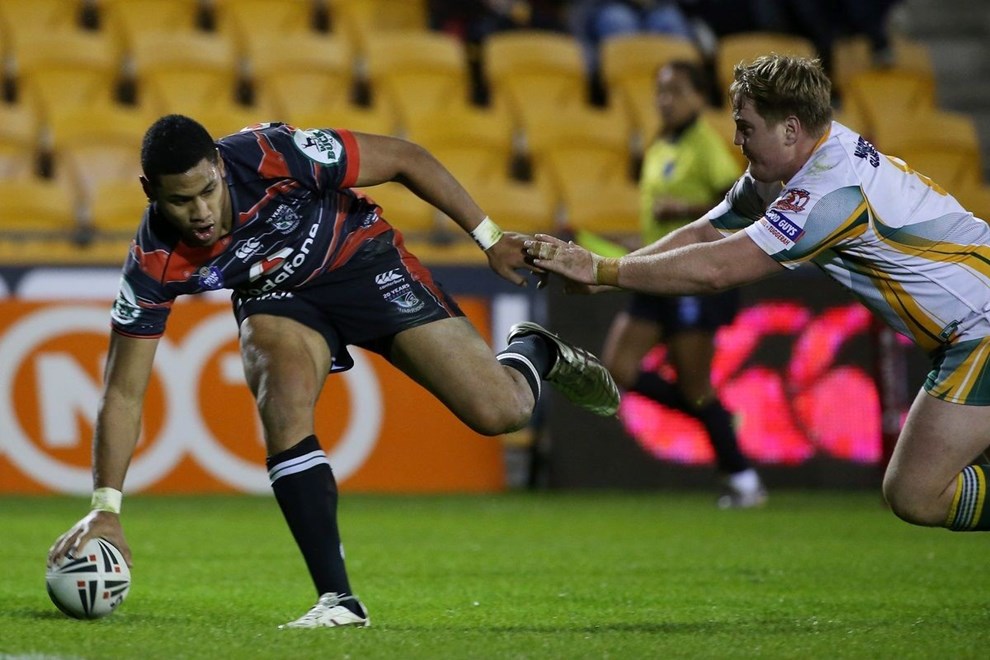 Warriors player David Fusitu'a scores a try during the NSW Cup Rugby League match between the Warriors and the Wyong Roos at Mt Smart Stadium, Auckland, New Zealand. Saturday, June 13 2015. Copyright Photo: Fiona Goodall/www.Photosport.co.nz
