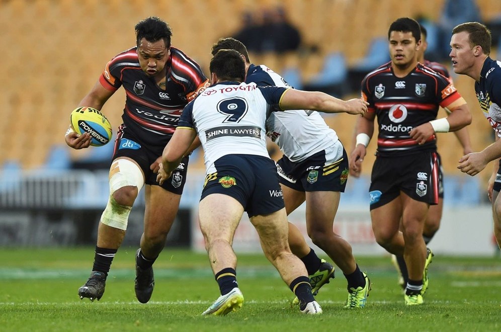 Paul Tuli on the charge during the Junior Warriors v Junior Cowboys match. NYC Holden Cup U20s Rugby League. Mt Smart Stadium, Auckland. New Zealand. Saturday 22 August 2015. Copyright Photo: Andrew Cornaga / www.Photosport.nz