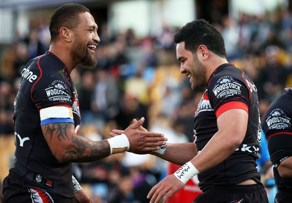 Vodafone Warriors centre Konrad Hurrell, right celebrates with Manu Vatuvei after scoring a try in the NRL Rugby League, Vodafone Warriors v Cronulla Sharks at Mt Smart Stadium, Auckland, New Zealand 1 August 2015. Copyright Photo: Fiona Goodall / www.photosport.nz
