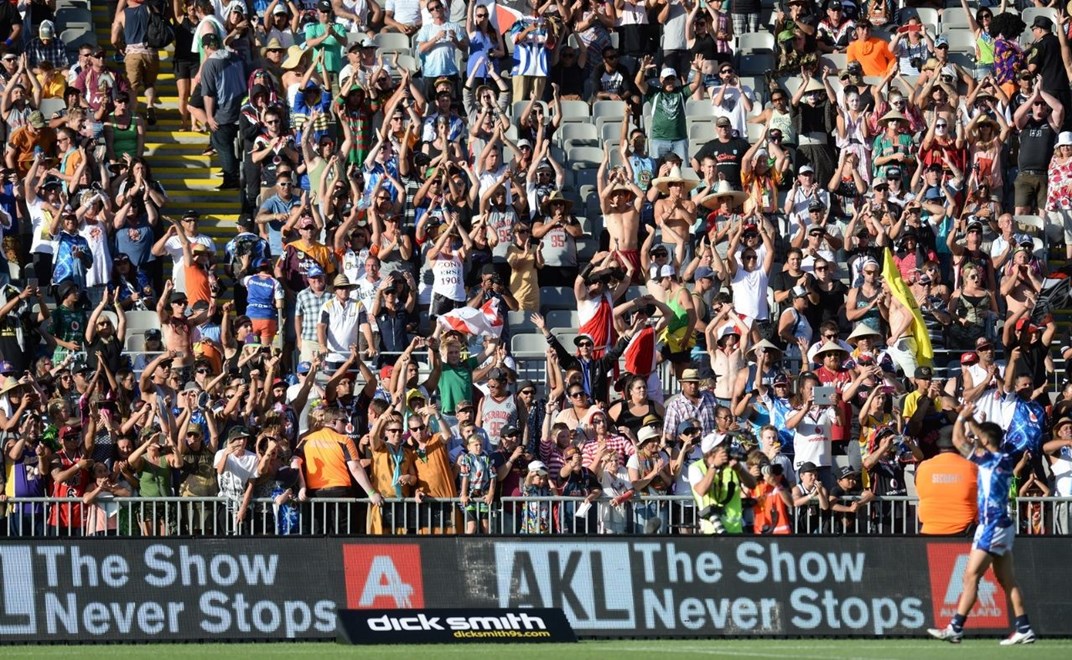 Fans lapping up the inaugural 2014 NRL Auckland Nines at Eden Park. Image | www.photosport.nz