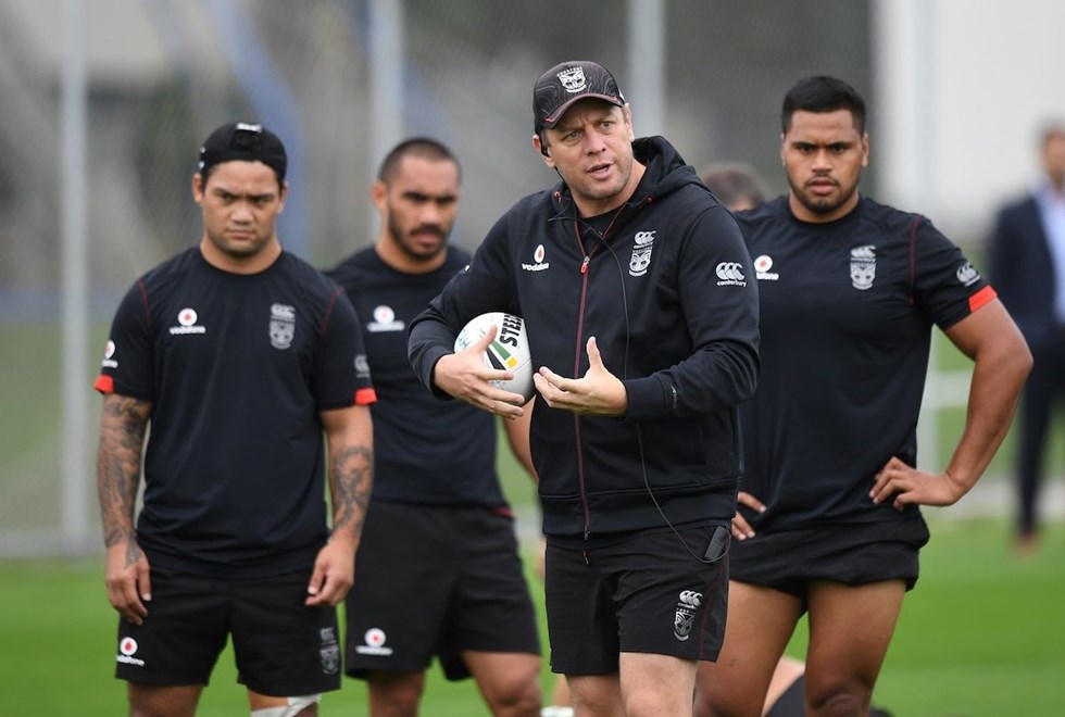 Assistant coach Justin Morgan during a Vodafone Warriors training session. NRL Rugby League. Mt Smart Stadium, Auckland, New Zealand. Wednesday 11 May 2016. © Copyright Photo: Andrew Cornaga / www.photosport.nz