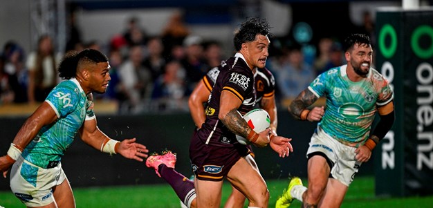 On replay #2: Absolute scenes right on halftime