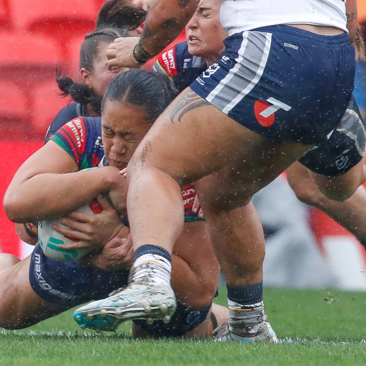 On replay: Magic moment for Lauitiiti with try in NRLW debut