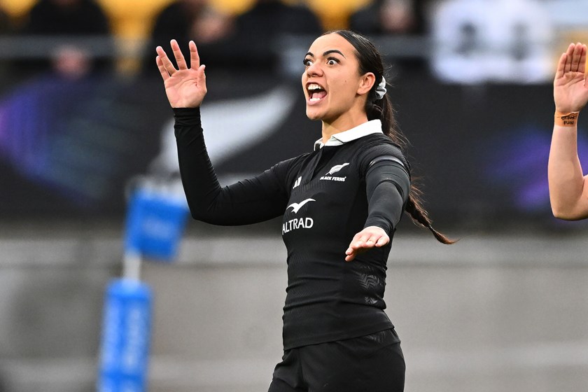 Black Ferns superstar Stacey Waaka signs with Warriors | Warriors