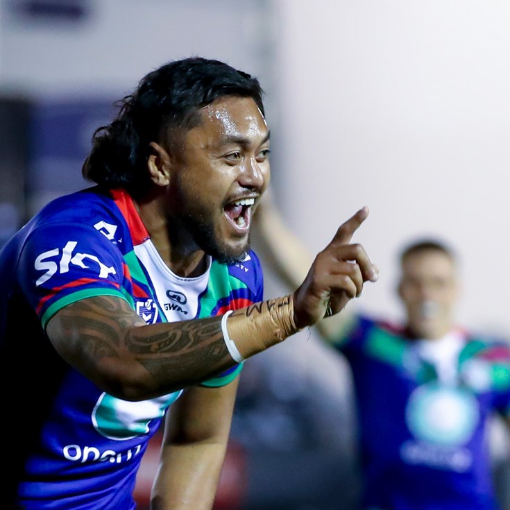 On replay #3: Pompey seizes on Sharks error for try