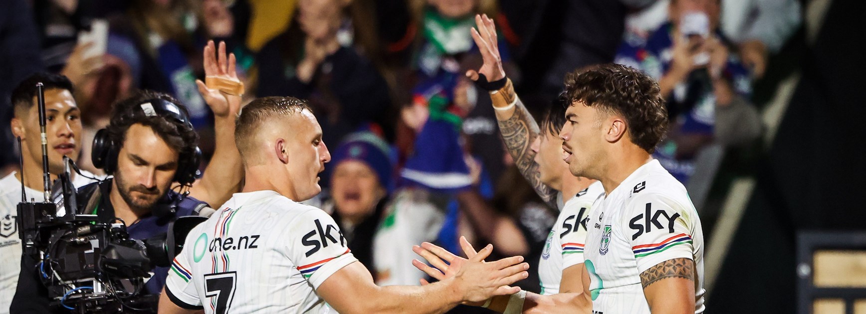 As it happened: Roosters dominate Bulldogs; Warriors deny gutsy Dragons