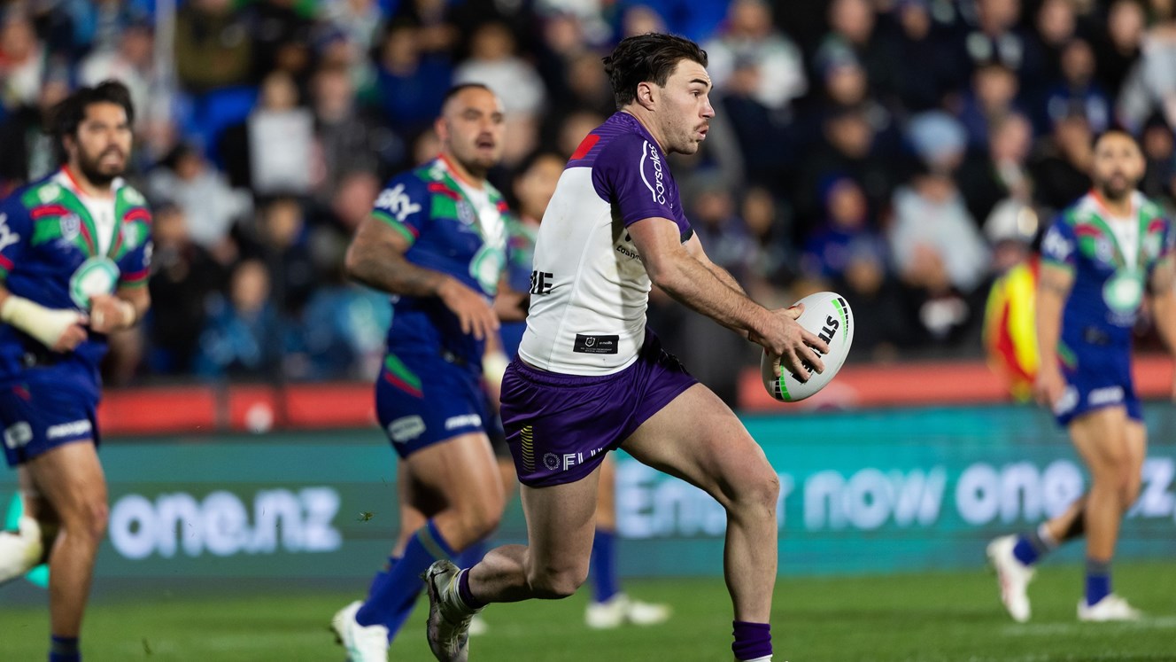 Outside back Anderson agrees terms for three years