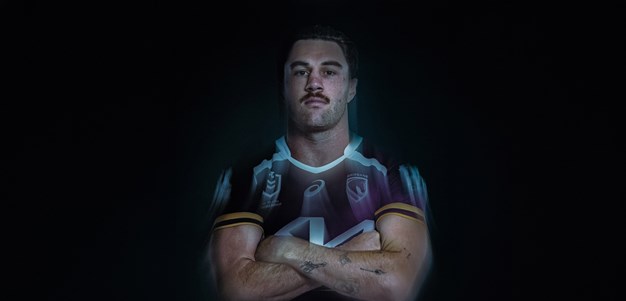 Outside back Anderson agrees terms for three years