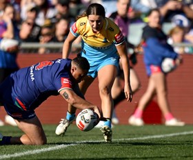 Match Moment: Hufanga nails explosive try on club debut