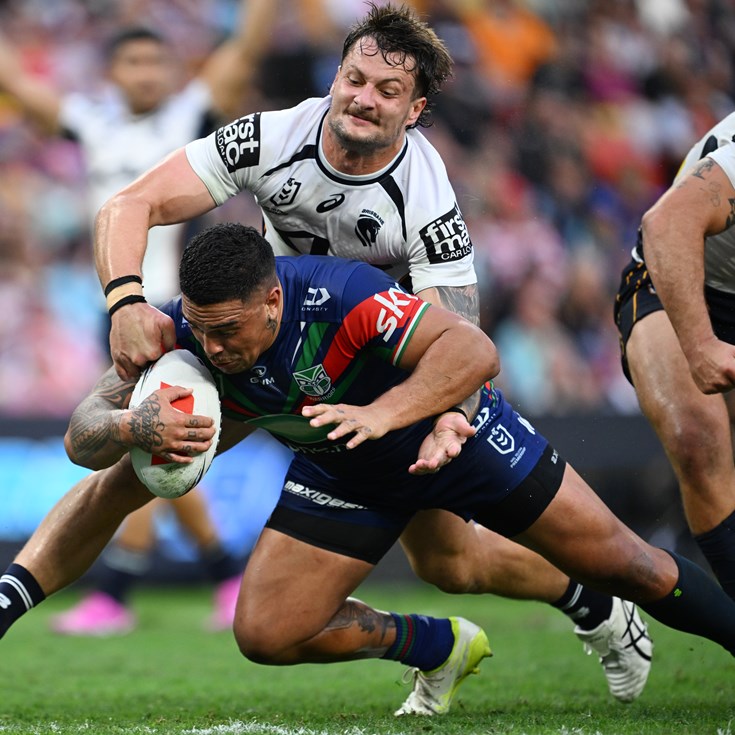 Match Moment #2: Clark powers up for fourth try of season