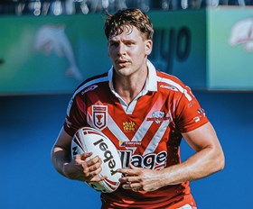 Price returning to Auckland on two-year contract