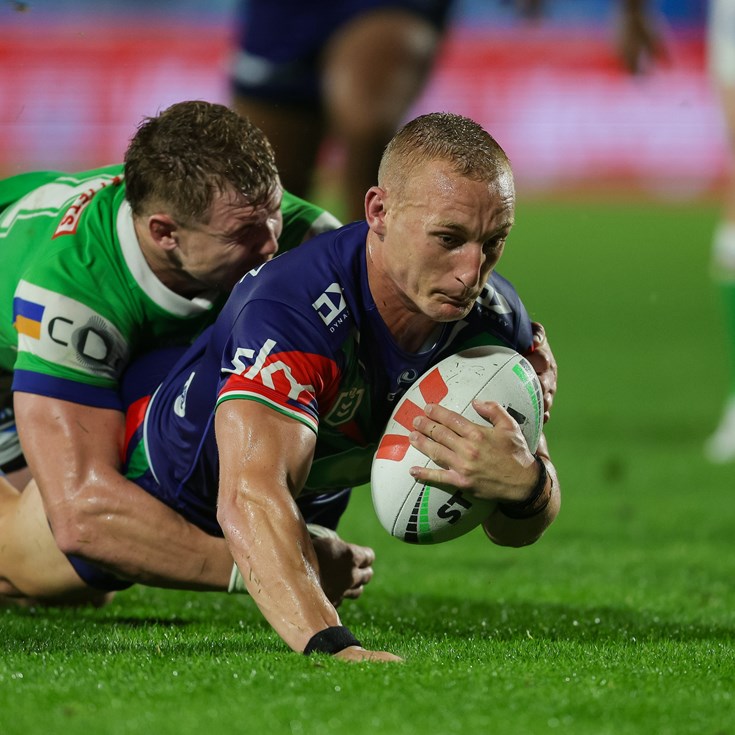 Match Moment #7: Clark's freakish assist for Boyd's try