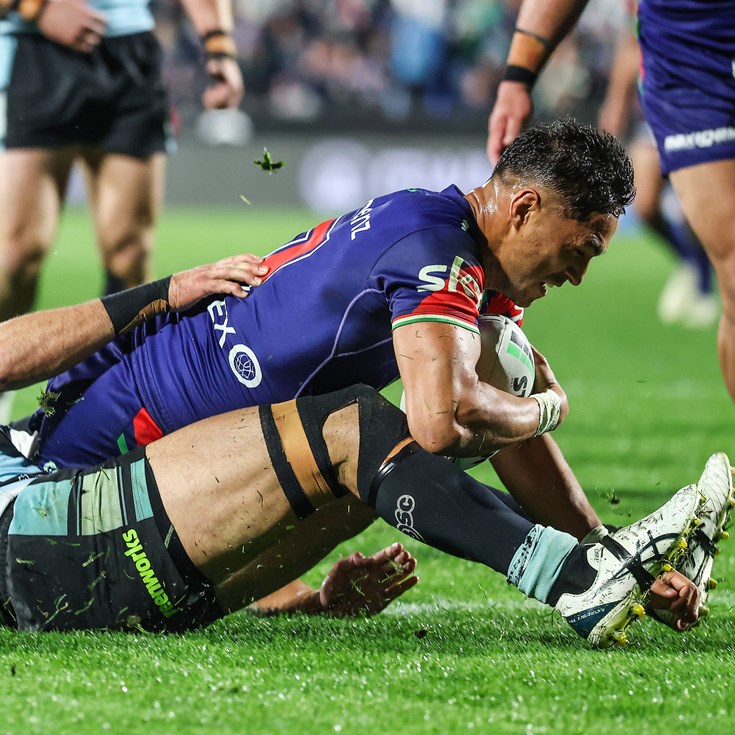 Live Blog: Still locked up at 8-8 with 12 minutes to play