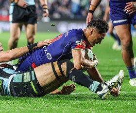 Live Blog: Edged out 10-8 by Sharks in bruising encounter