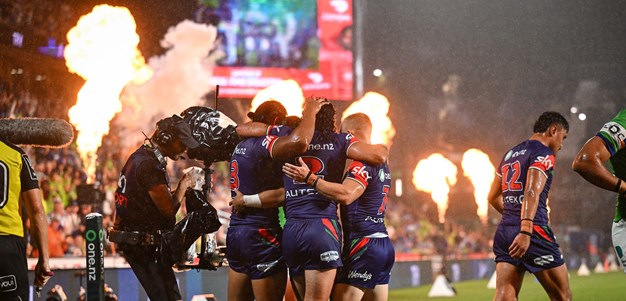 Live Blog: All locked up 6-6 at halftime in wet weather